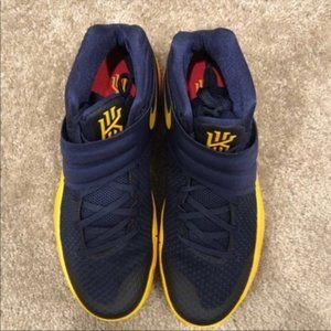 Nike Kyrie Cavs '2'